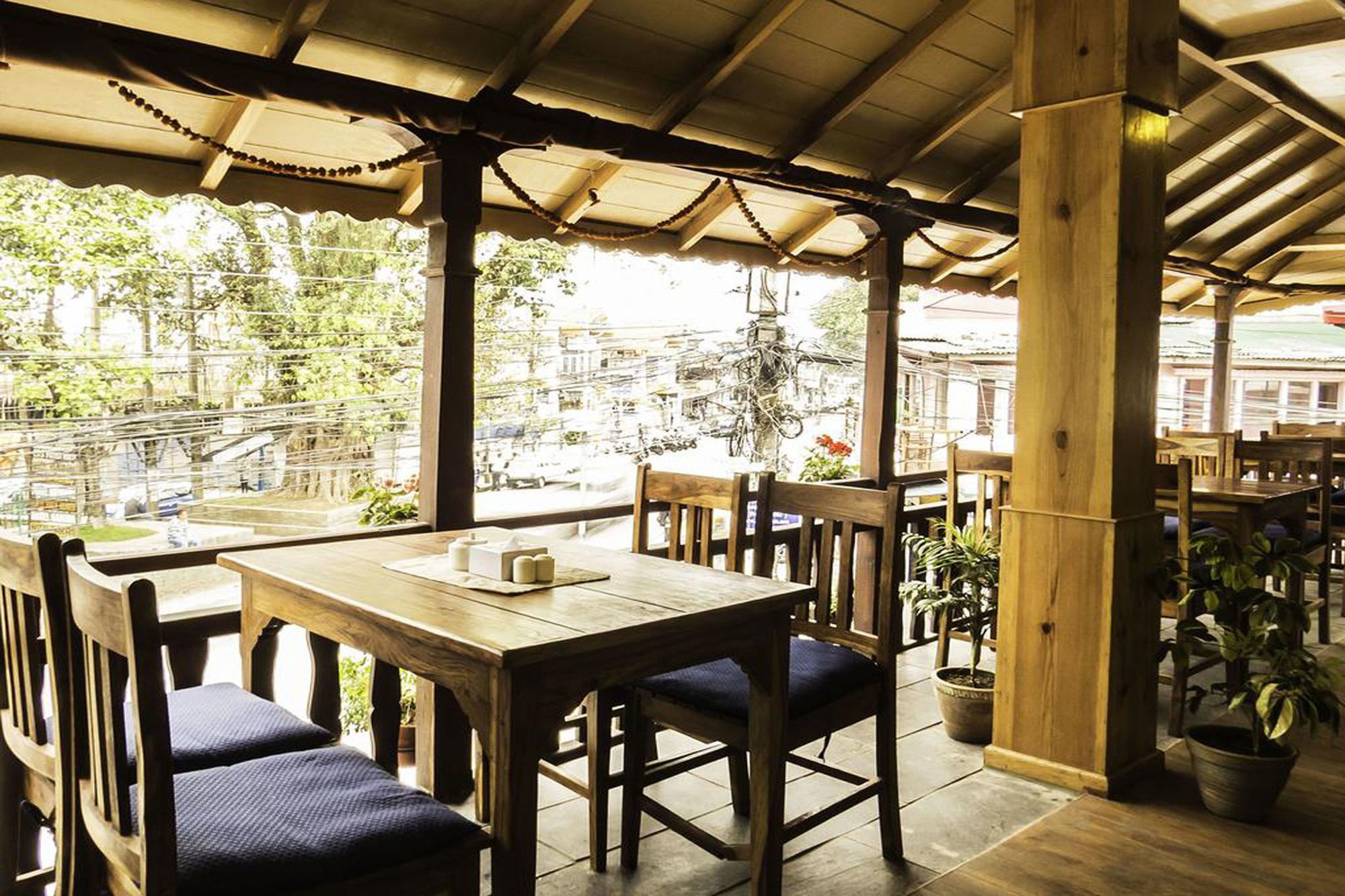 Tristar Hotel Pokhara Buitenkant foto