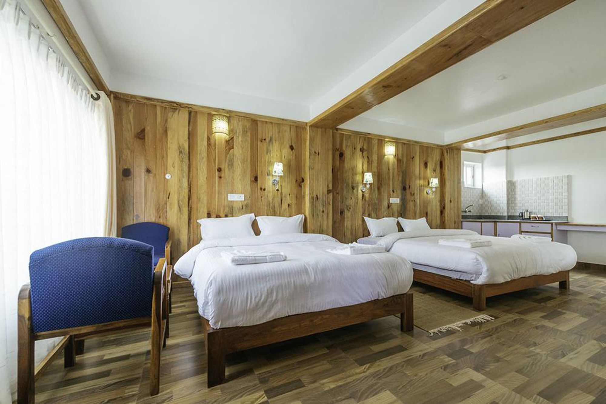 Tristar Hotel Pokhara Buitenkant foto